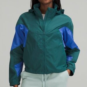 Lululemon Evergreen Cropped Full zip hoodie